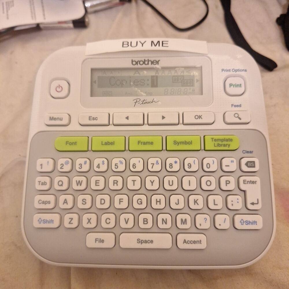 Brother P-Touch PT-D210 Handheld Label Maker - WORKS -